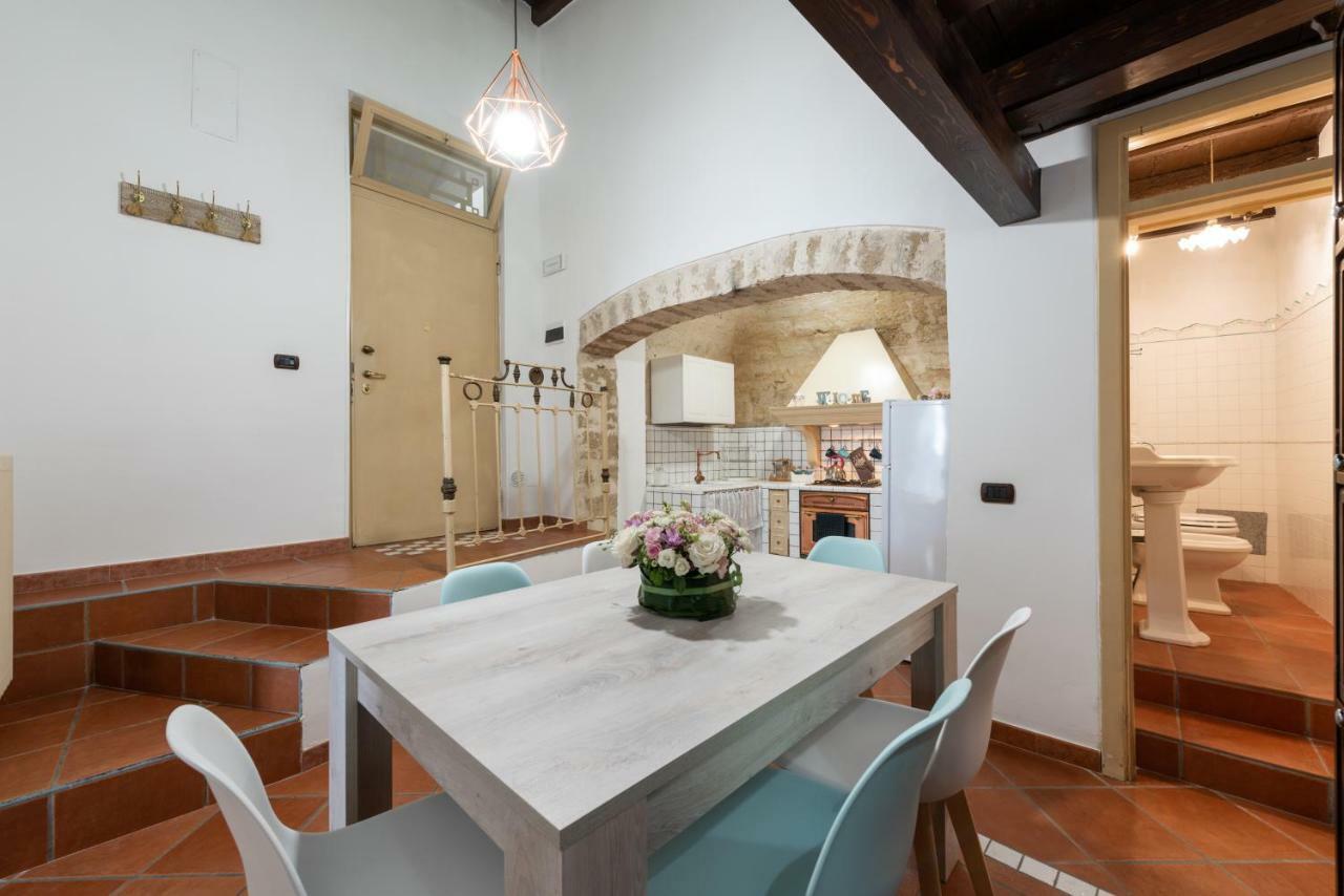 Old Town Loft M8 Bari M8Apartments Екстер'єр фото